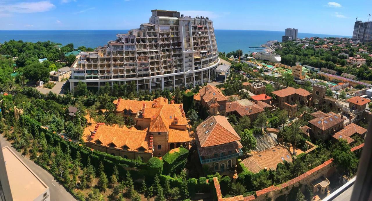 Gagarin Plaza Luxury Sea View Apartments Odessa Luaran gambar